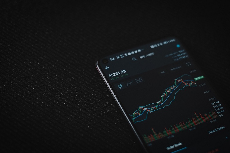 investitii Crypto.jpg